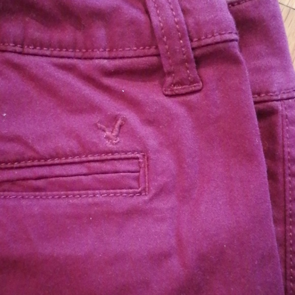 NWT American Eagle Burgandy shorts 0 - Picture 3 of 7